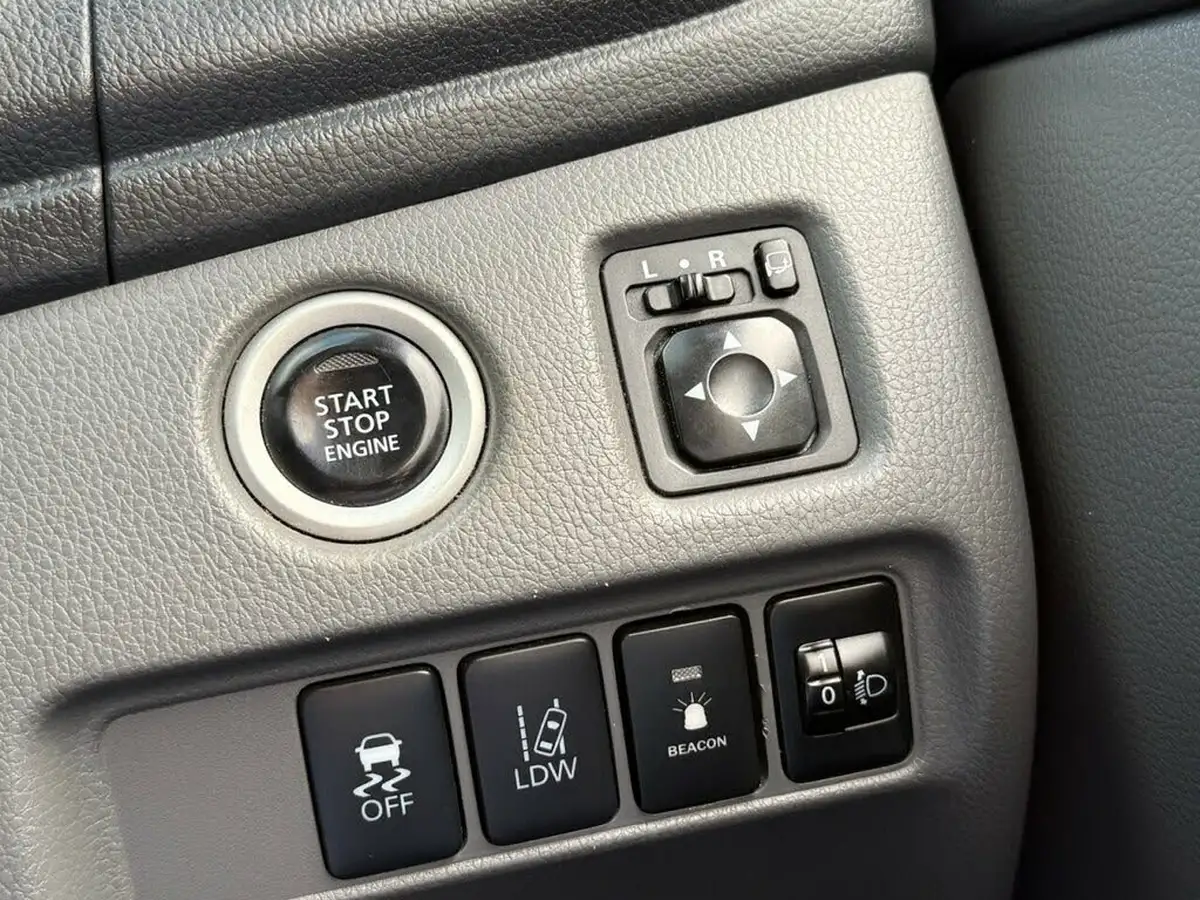2018-mitsubishi-l200-24di-d-barbarian-eu6-big-38