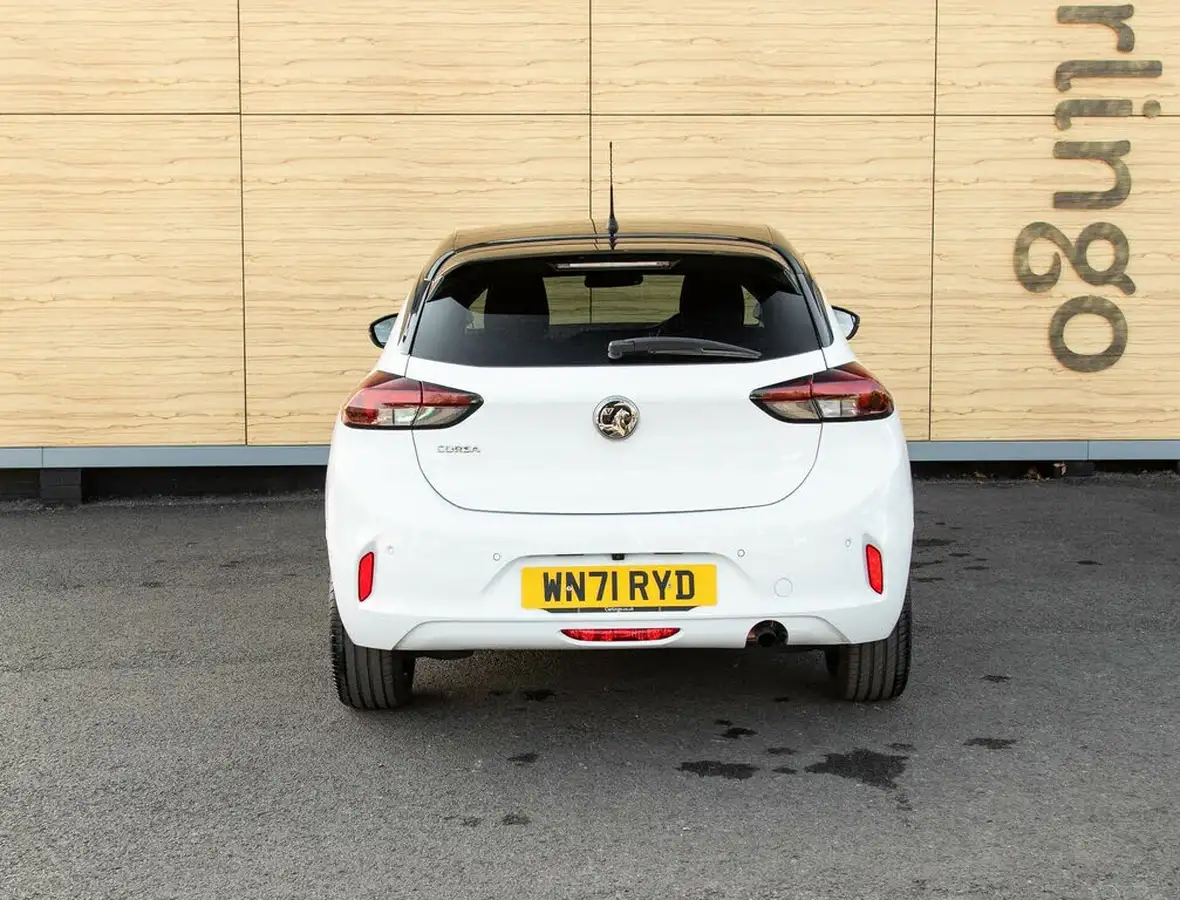 2021-vauxhall-corsa-12-turbo-griffin-edition-big-6