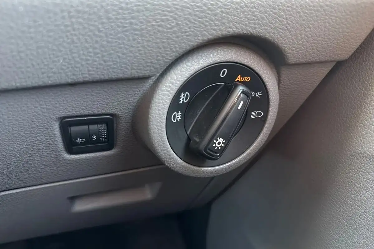 2024-volkswagen-transporter-big-47