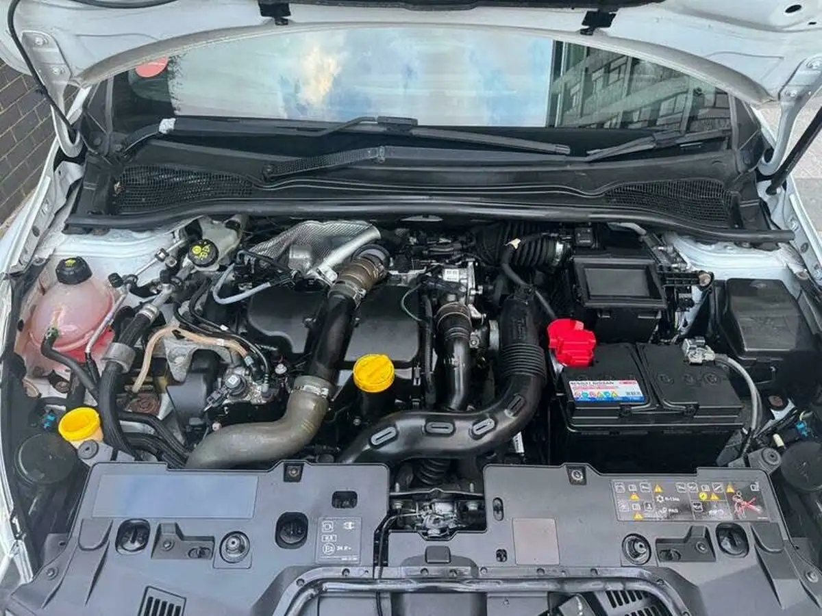 2016-renault-clio-15dci-dynamique-s-nav-90bhp-ss-energy-big-44