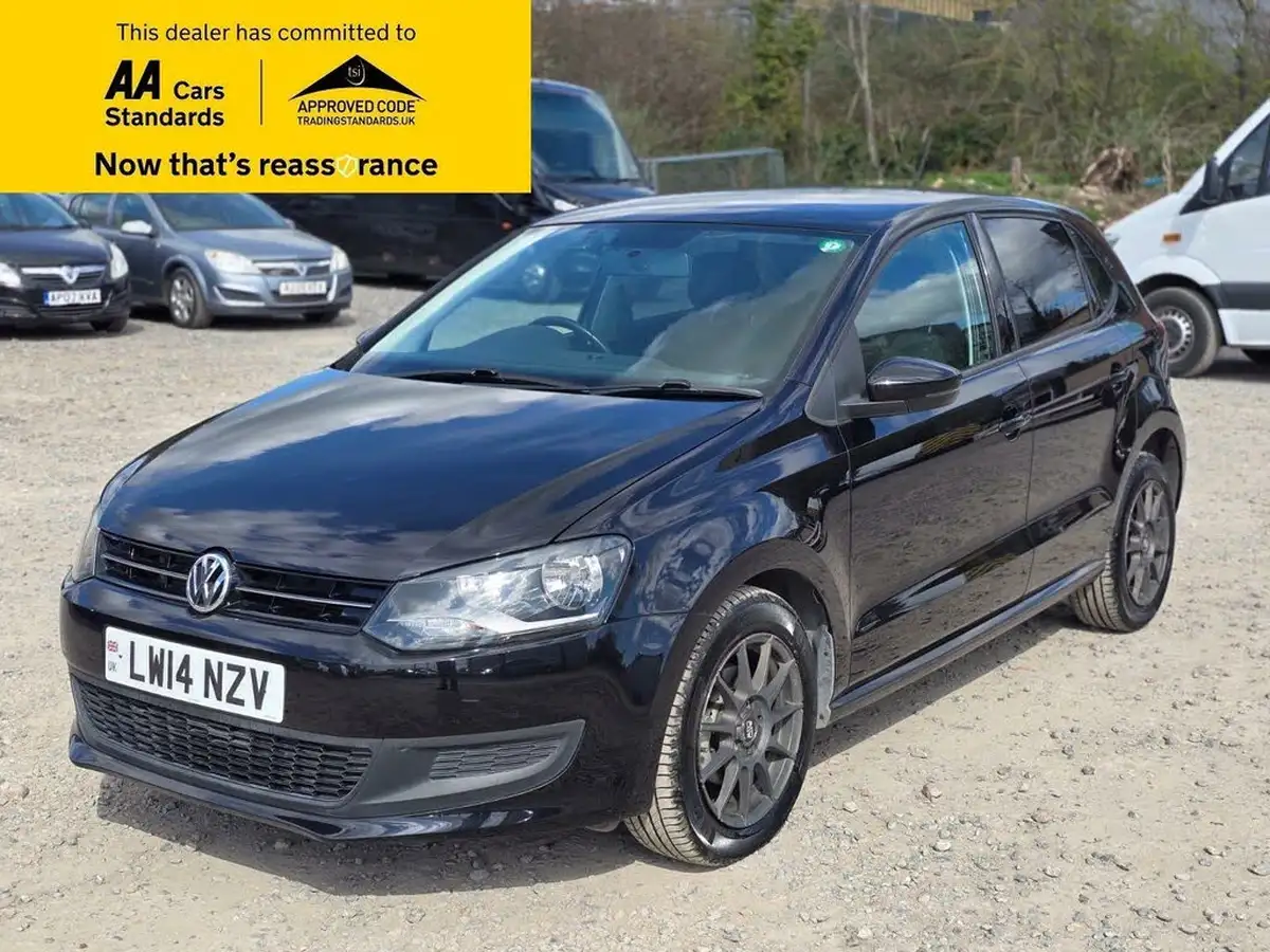 2014-volkswagen-polo-big-2