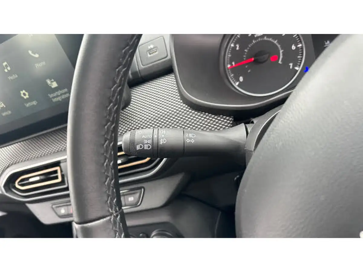 2024-dacia-sandero-stepway-10-tce-expression-90bhp-big-25