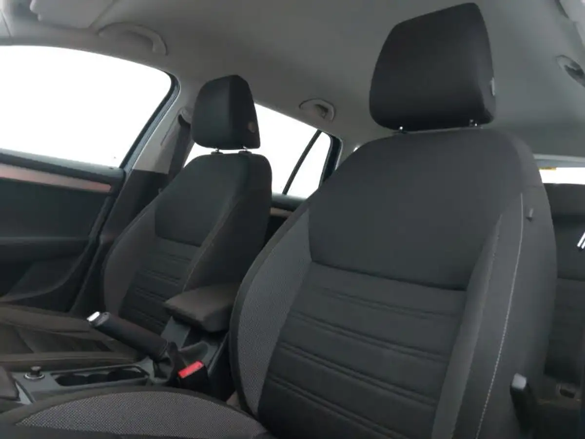 2018-skoda-octavia-10-tsi-se-technology-estate-dsg-big-11