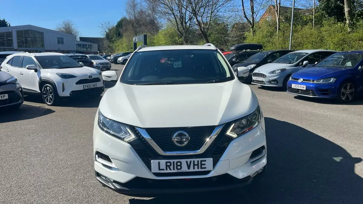 2018-nissan-qashqai-12-dig-t-n-connecta-glass-roof-pack-xtronic-cvt-big-14