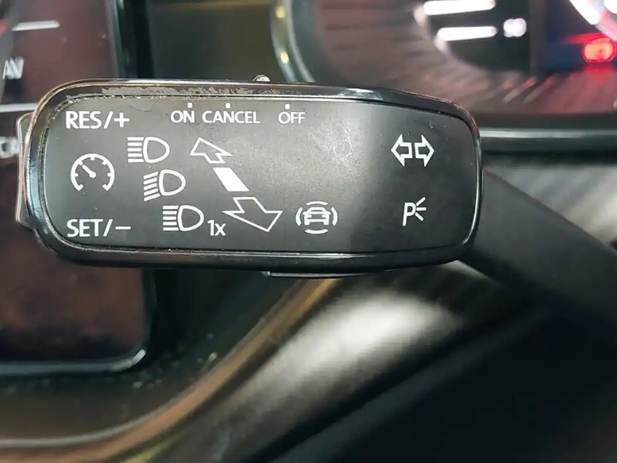2020-skoda-kamiq-15-tsi-monte-carlo-dsg-big-17