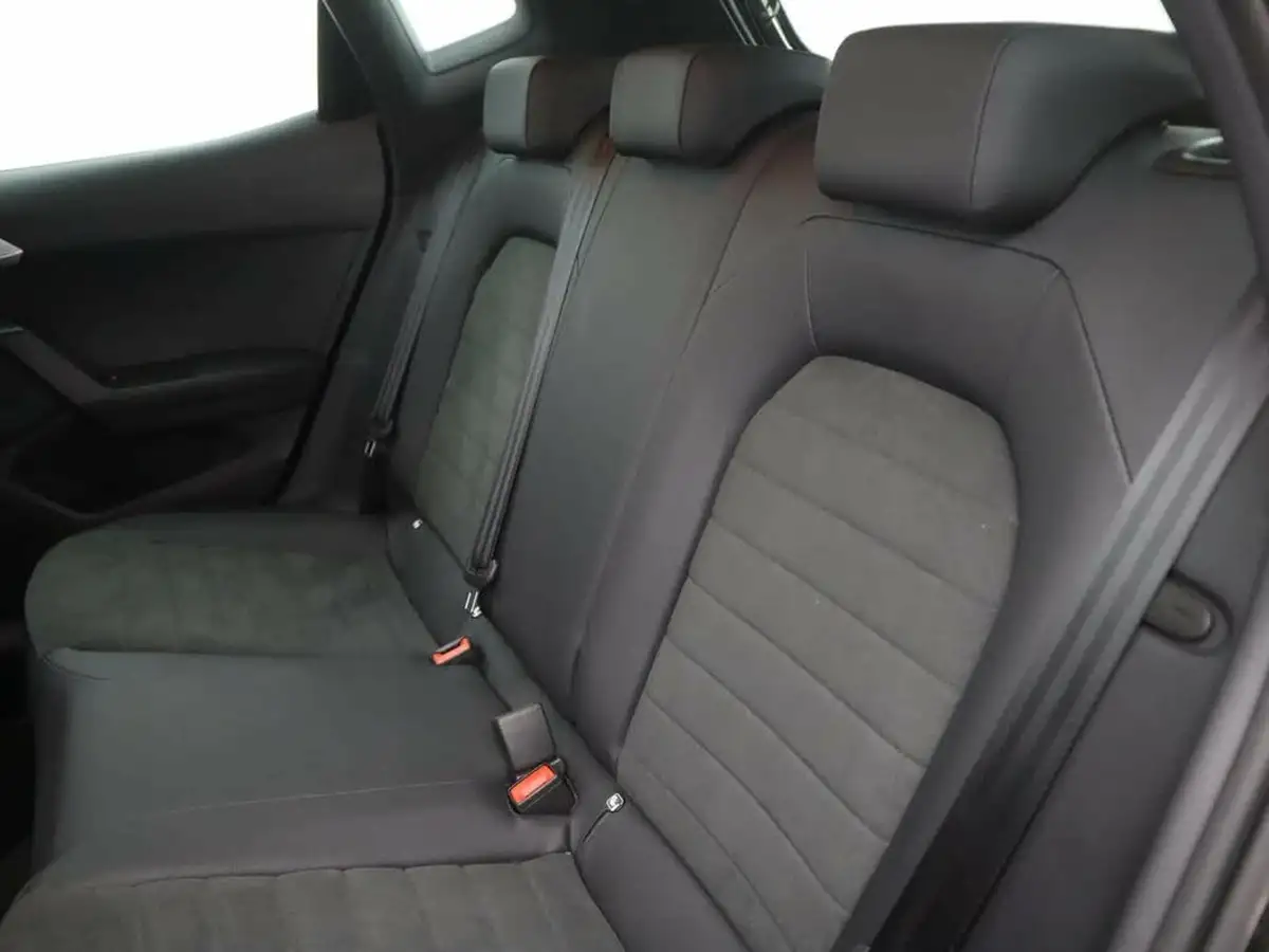 2022-seat-arona-10-tsi-fr-sport-big-14