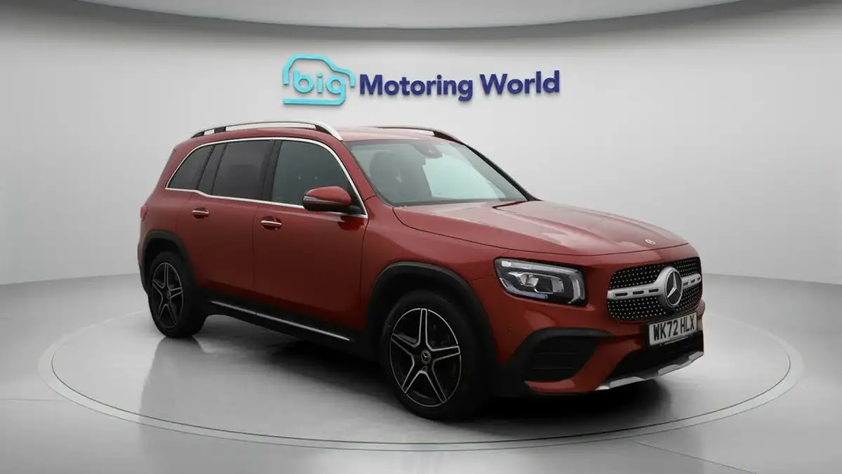 2022-mercedes-benz-glb-class-13-glb200-amg-line-premium-7g-tronic-big-1
