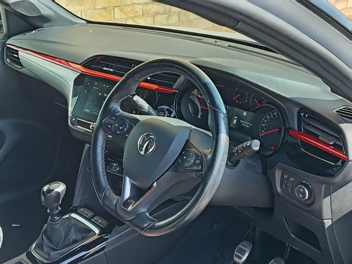 2020-vauxhall-corsa-12-turbo-sri-premium-100ps-big-4