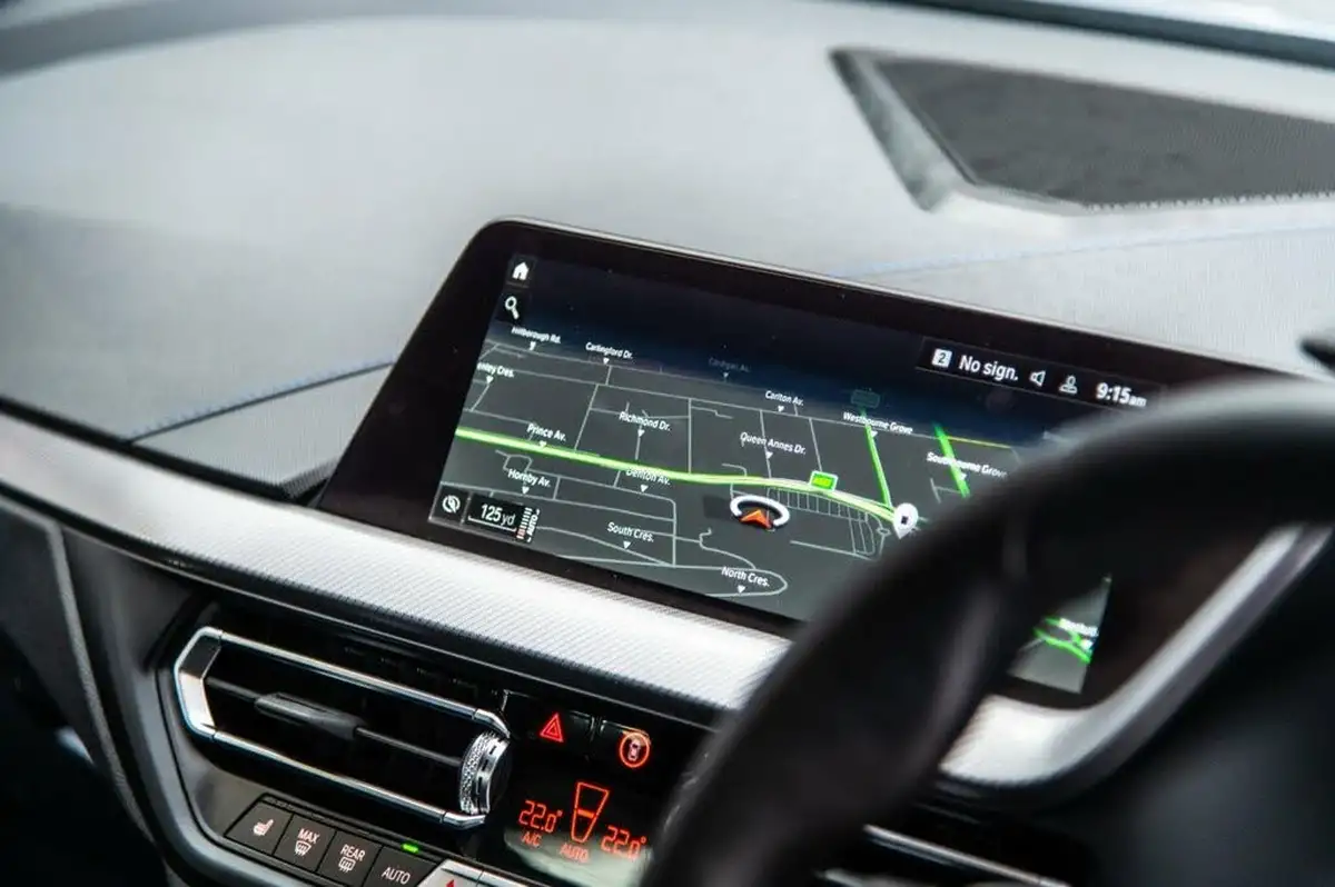 2024-bmw-1-series-20-m135i-xdrive-big-24