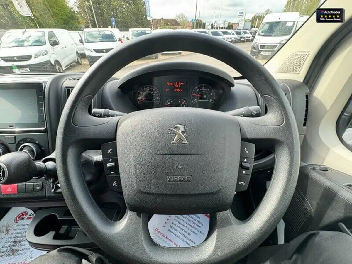 2023-peugeot-boxer-22-bluehdi-professional-premium-435-l4h2-big-15