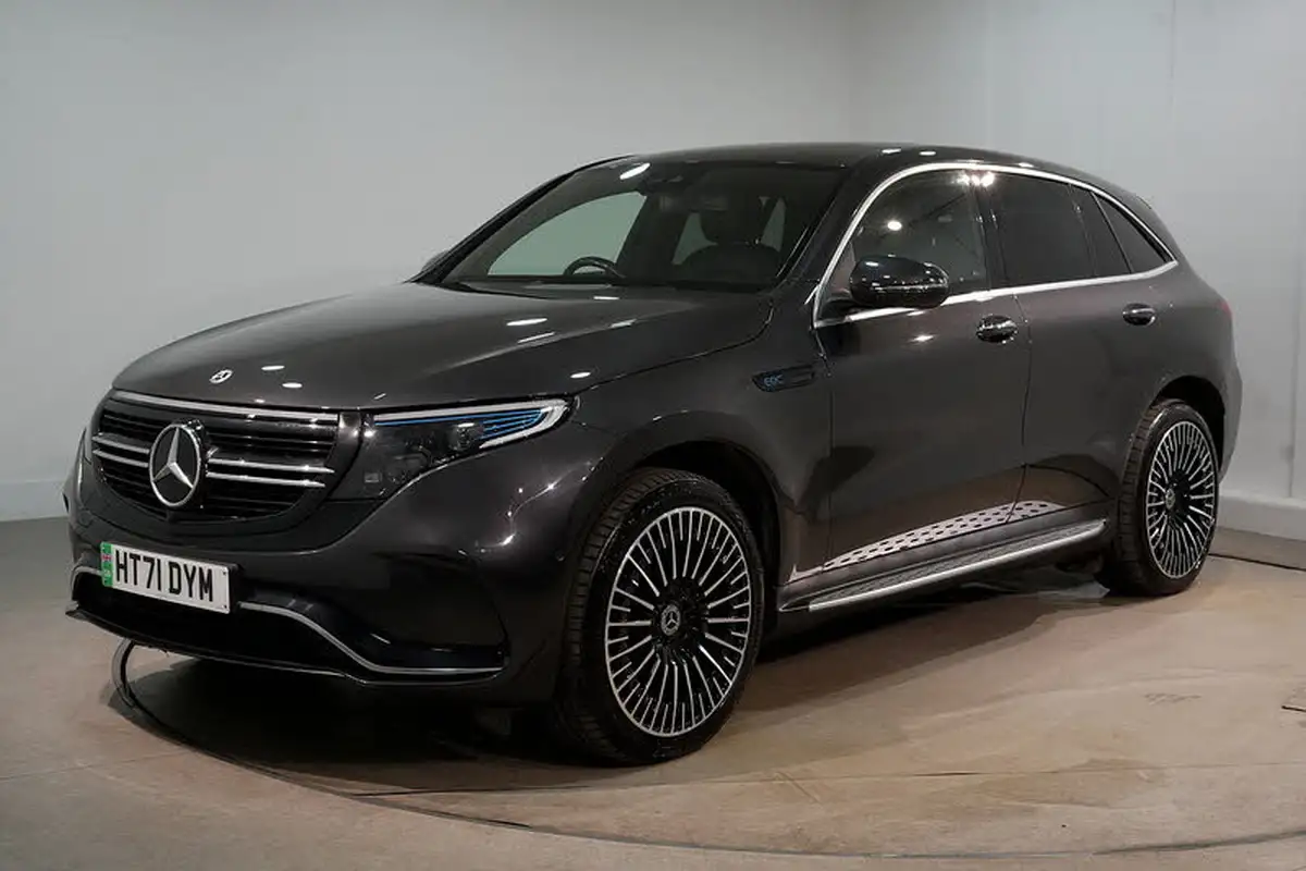 2021-mercedes-benz-eqc-e-eqc-400-amg-line-premium-big-7