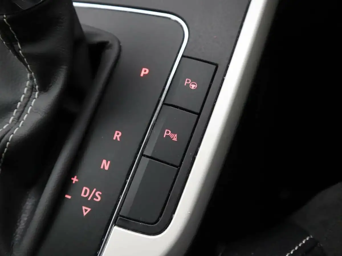 2020-seat-arona-10-tsi-xcellence-lux-115ps-ss-dsg-big-28