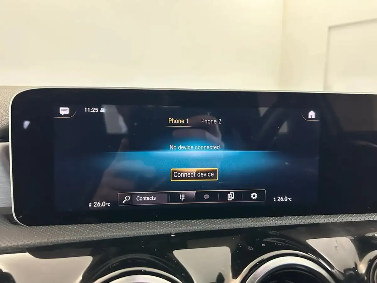 2019-mercedes-benz-a-class-13-a180-amg-line-executive-hatchback-5d-big-38
