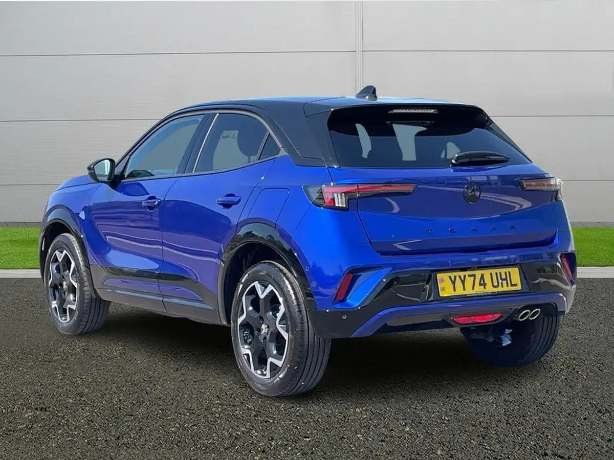 2025-vauxhall-mokka-12-ultimate-130ps-auto-big-4