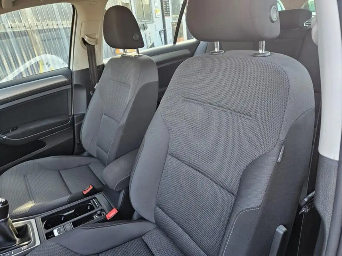 2017-volkswagen-golf-16tdi-match-edition-hatchback-5d-big-24