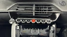 2022-peugeot-2008-suv-e-allure-premium-small-18