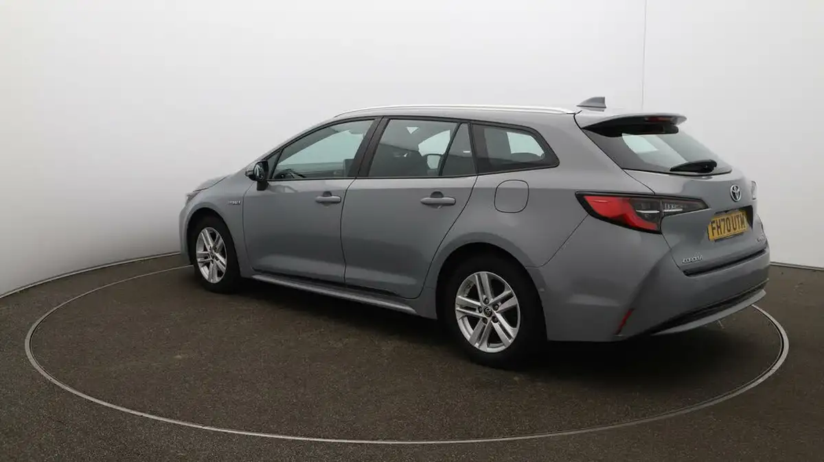 2021-toyota-corolla-18-vvt-i-icon-tech-spare-wheel-touring-sports-5d-big-62
