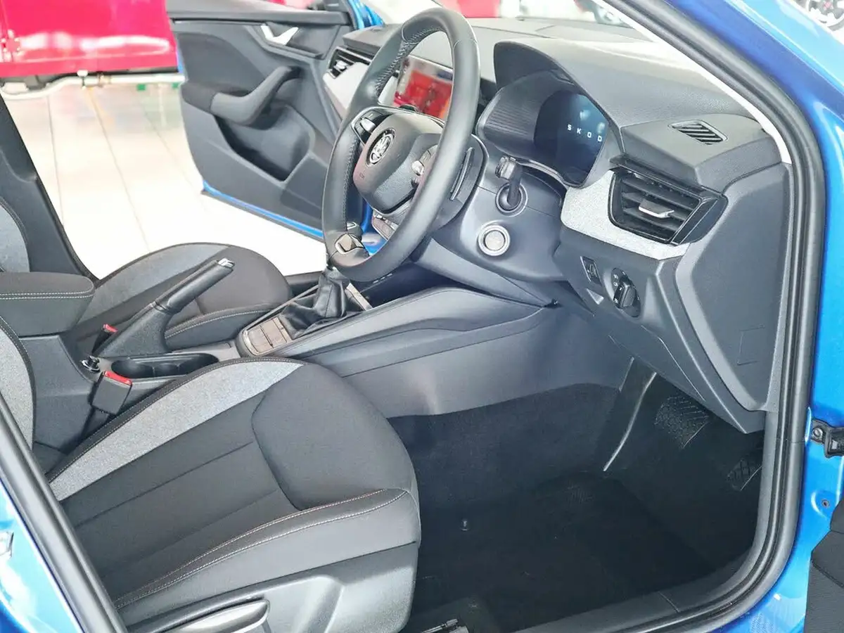 2024-skoda-kamiq-10-tsi-se-116ps-dsg-big-2