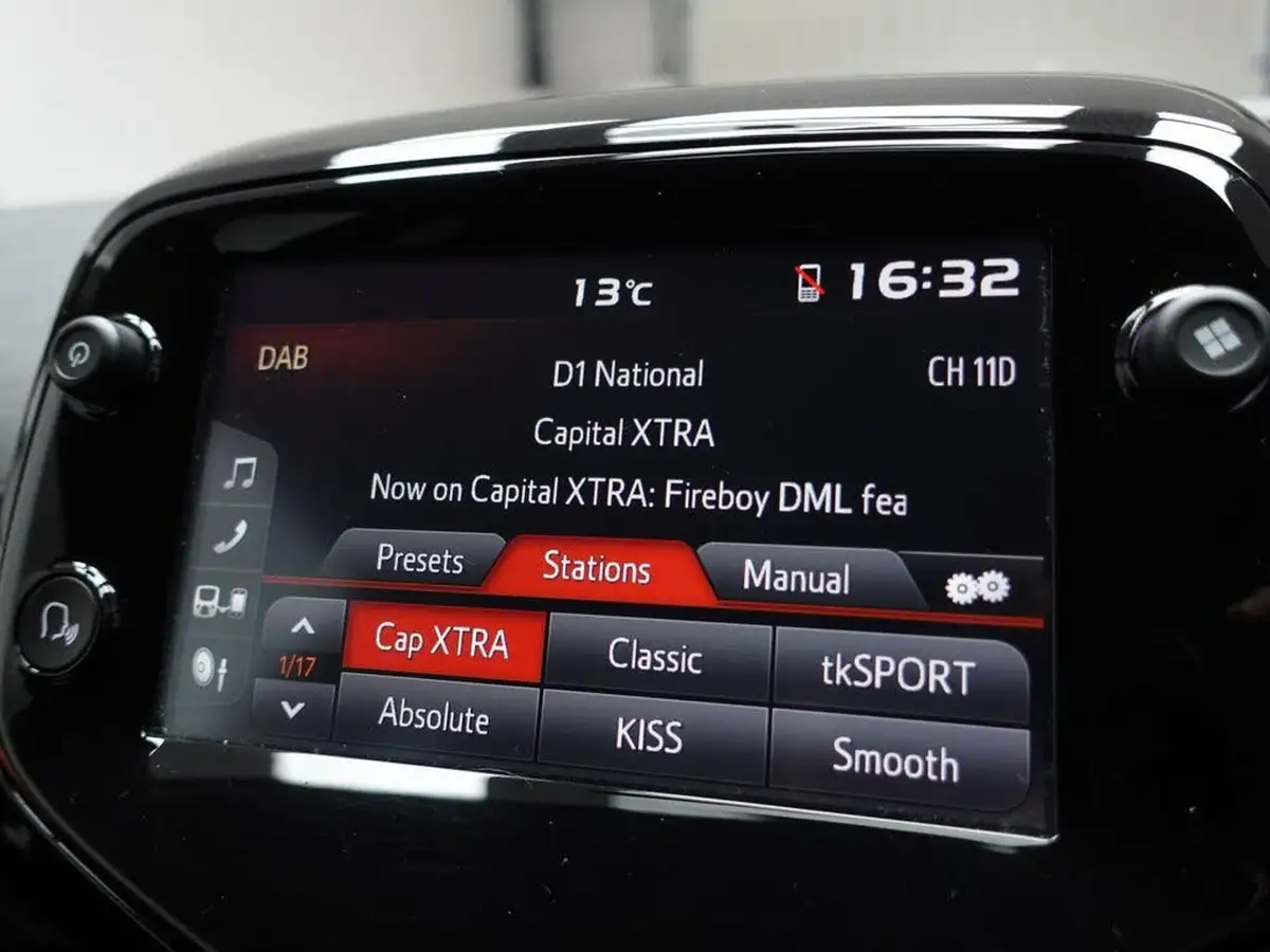 2020-toyota-aygo-10-vvt-i-x-cite-big-17