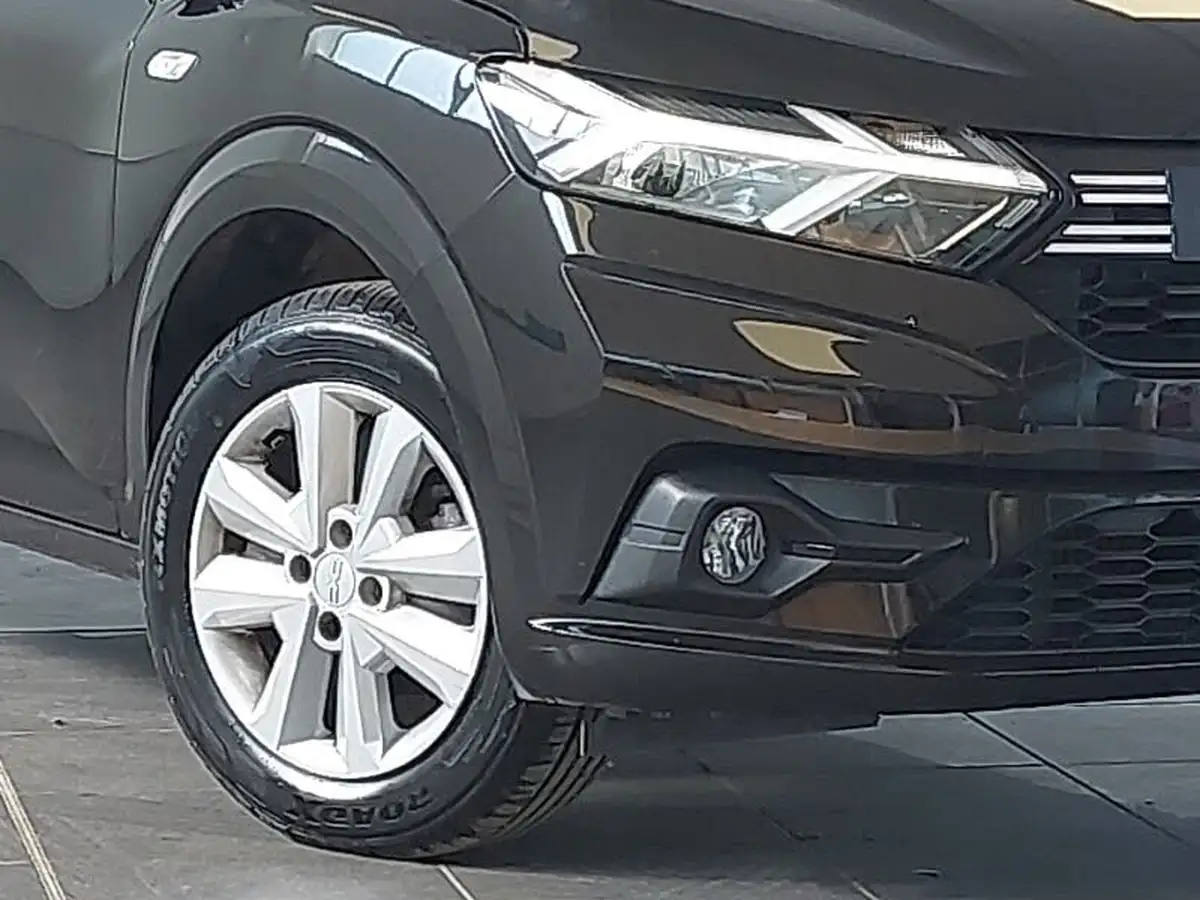 2023-dacia-sandero-10-tce-expression-90bhp-big-8