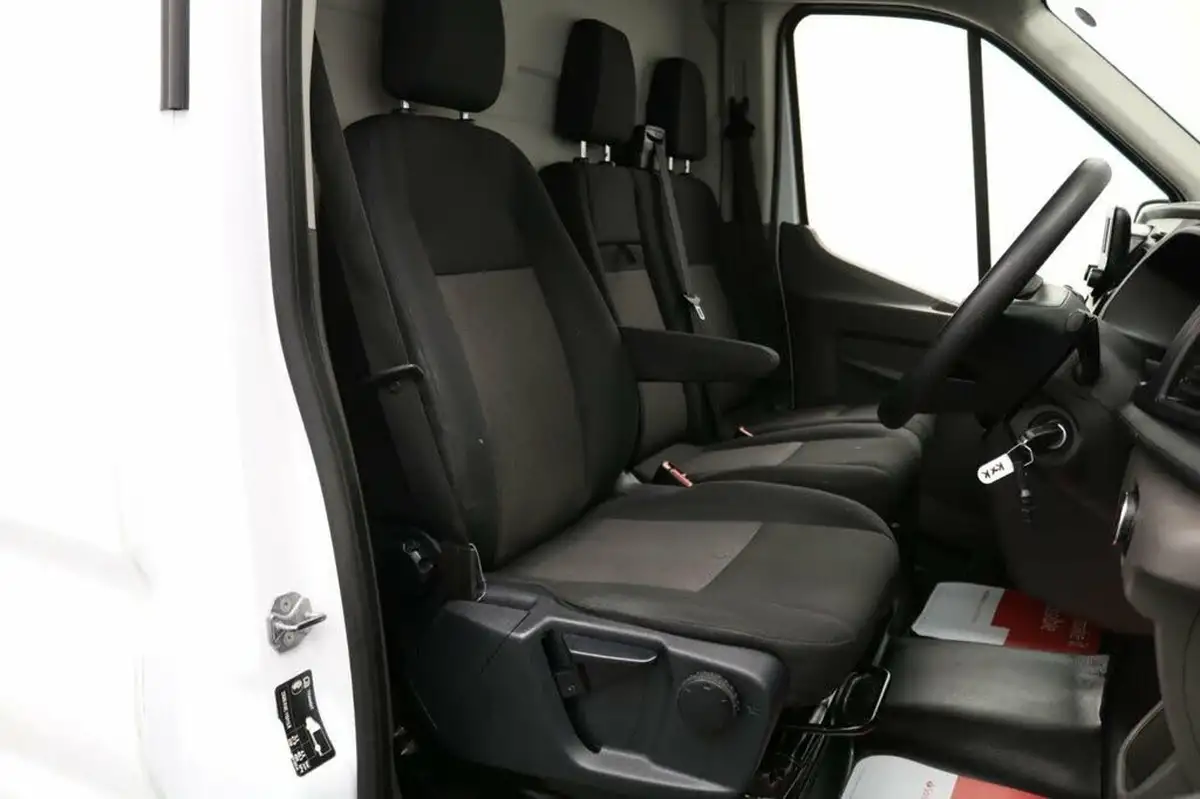 2022-ford-transit-20tdci-350-l3h2-leader-130pseu6dt-panel-van-big-23