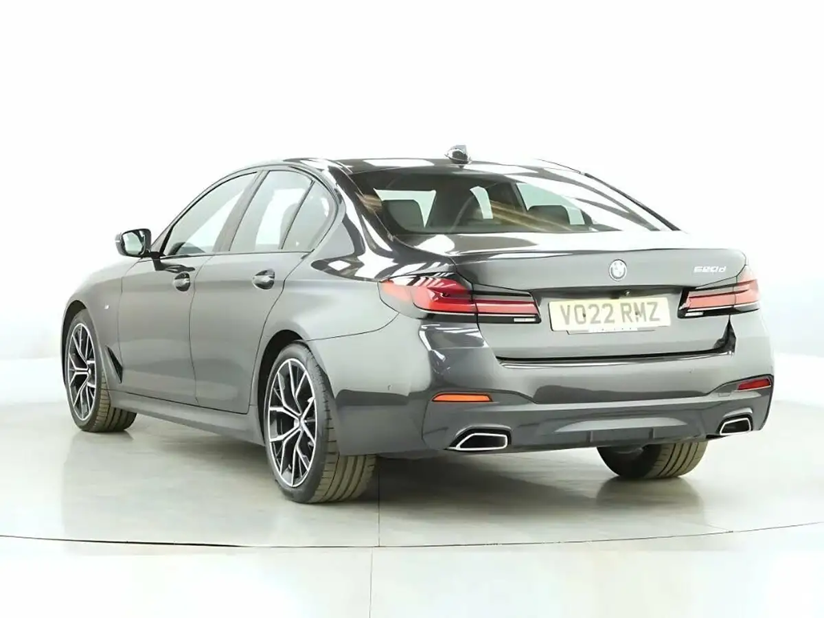 2022-bmw-5-series-20td-520d-m-sport-mht-saloon-4d-big-6
