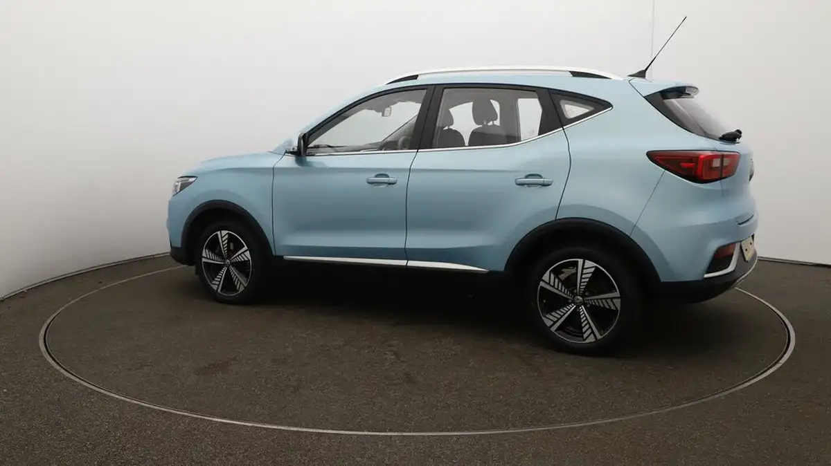 2020-mg-zs-suv-e-exclusive-ev-big-47