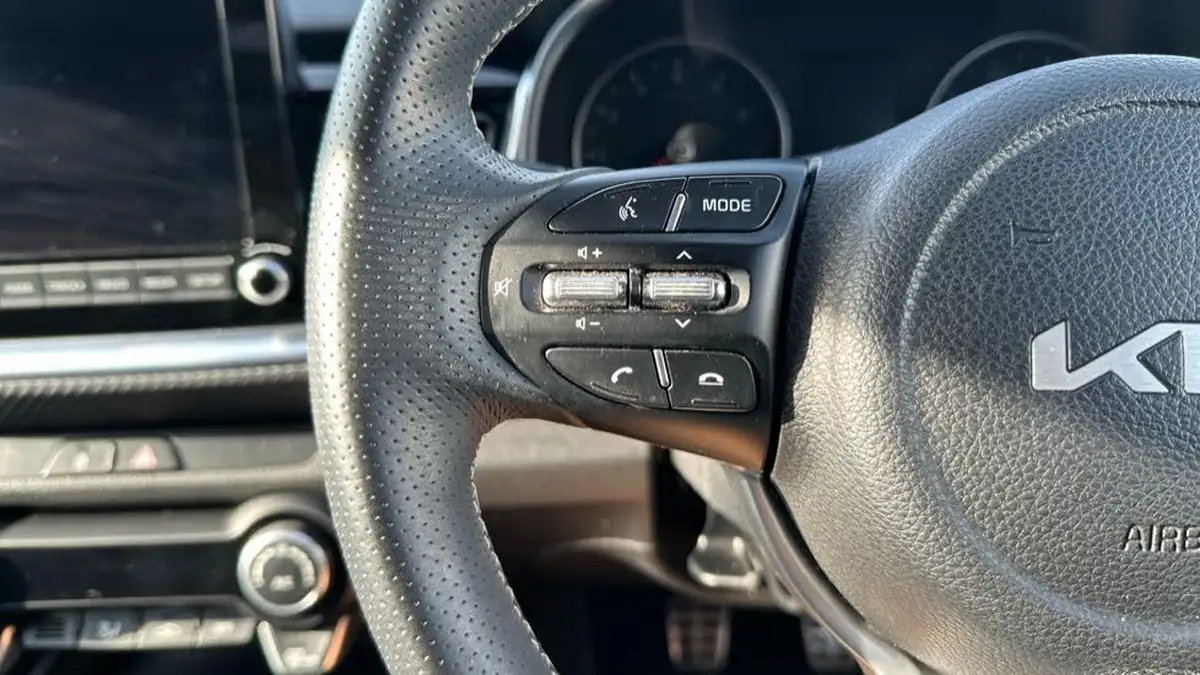 2022-kia-stonic-10-t-gdi-gt-line-118bhp-48v-big-12