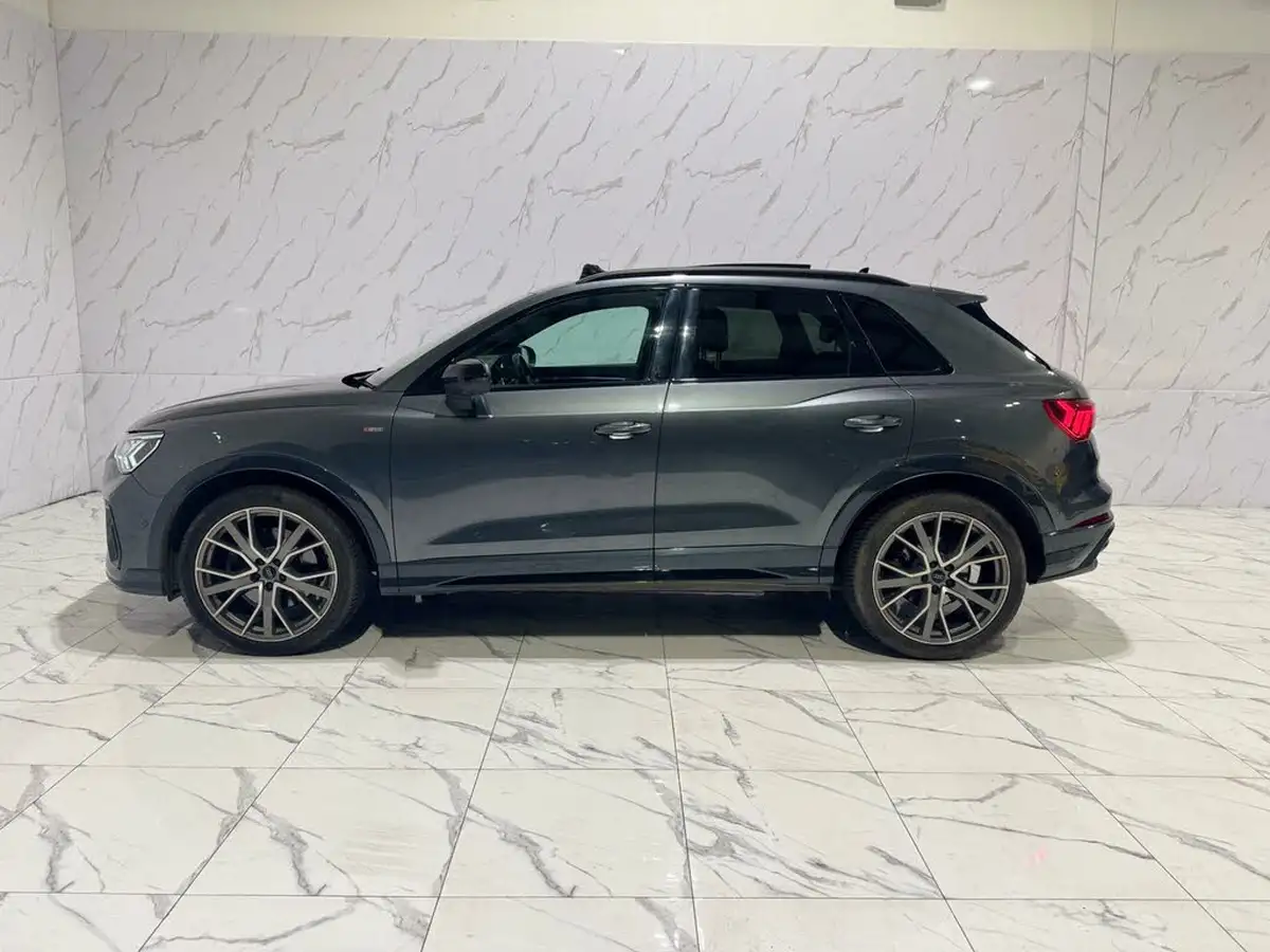 2020-audi-q3-20-40-tfsi-vorsprung-station-wagon-big-4