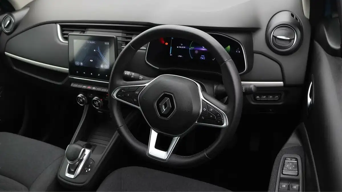 2021-renault-zoe-e-iconic-135ps-r135ev50-rapid-charge-big-8
