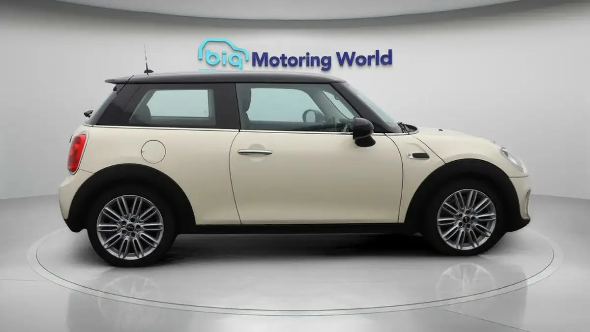 2018-mini-cooper-15-cooper-series-ii-ss-hatchback-3d-big-8
