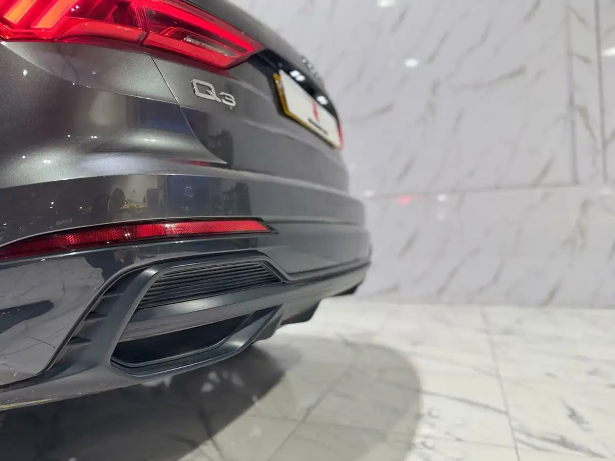 2020-audi-q3-20-40-tfsi-vorsprung-station-wagon-big-52