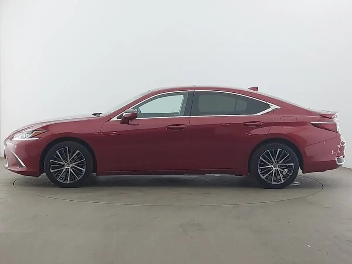 2021-lexus-es-300h-25-es-215bhp-big-3