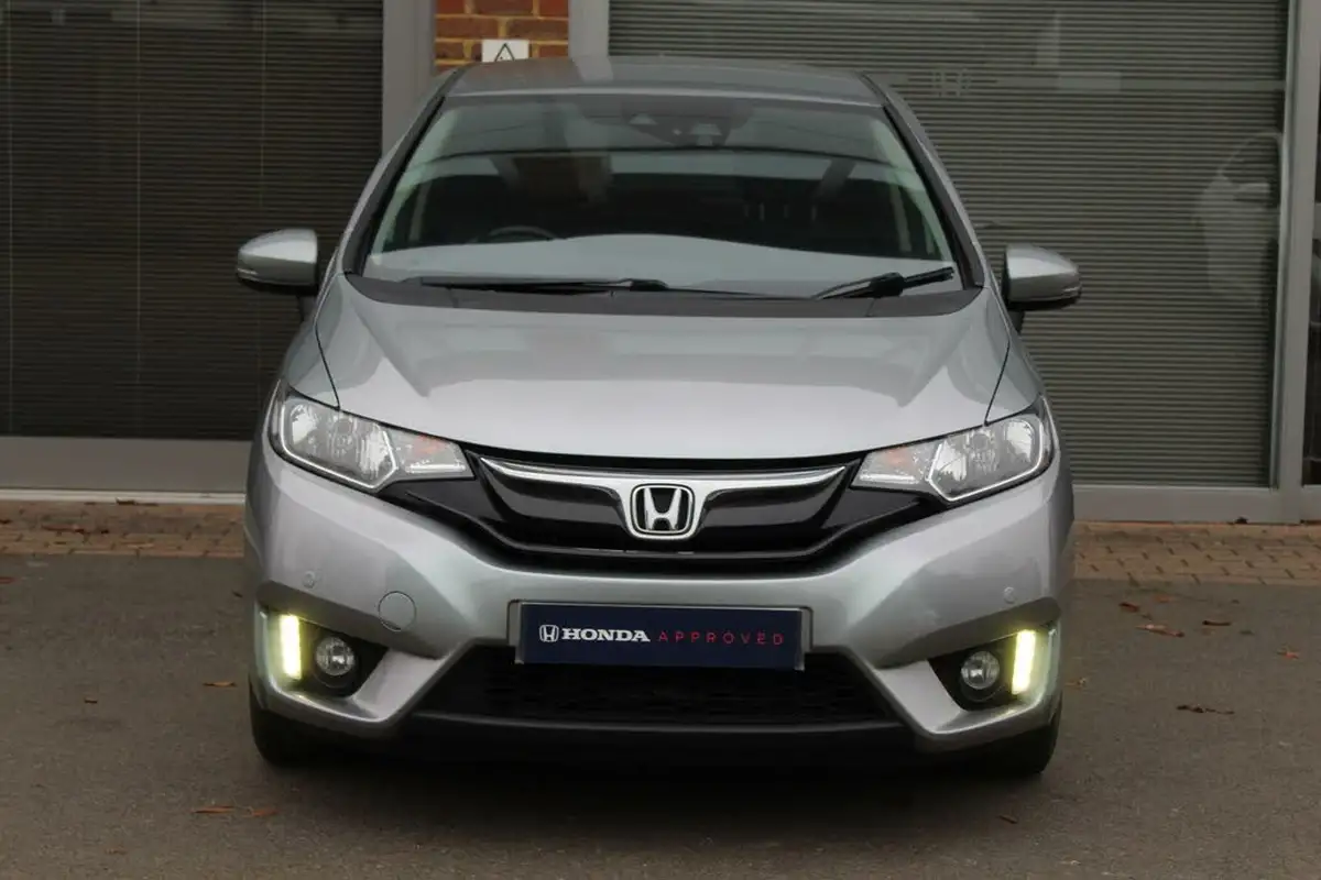 2016-honda-jazz-13-i-vtec-ex-big-7