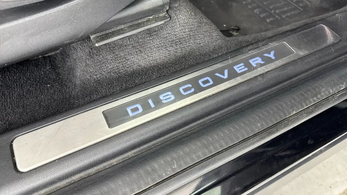 2019-land-rover-discovery-sport-20-d180-hse-big-25