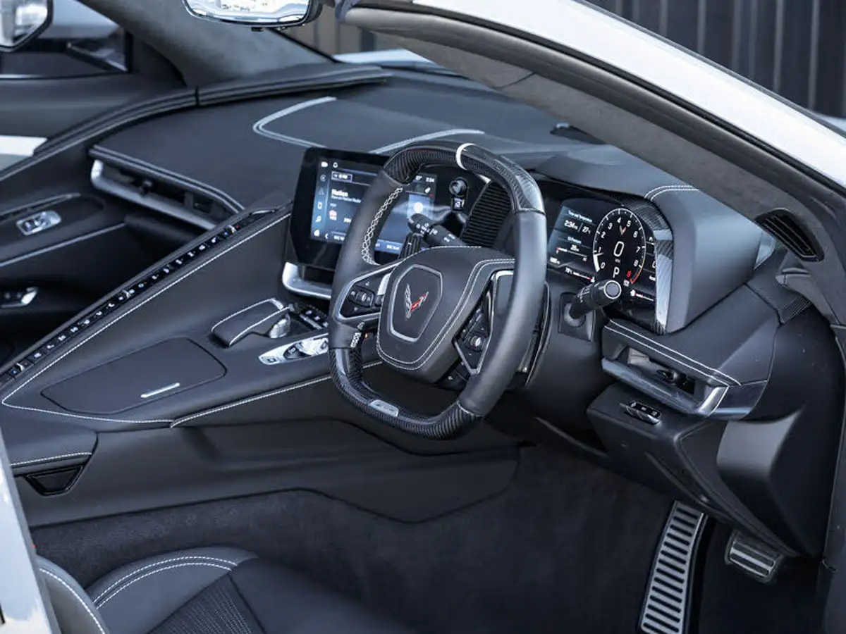 2024-chevrolet-corvette-big-2