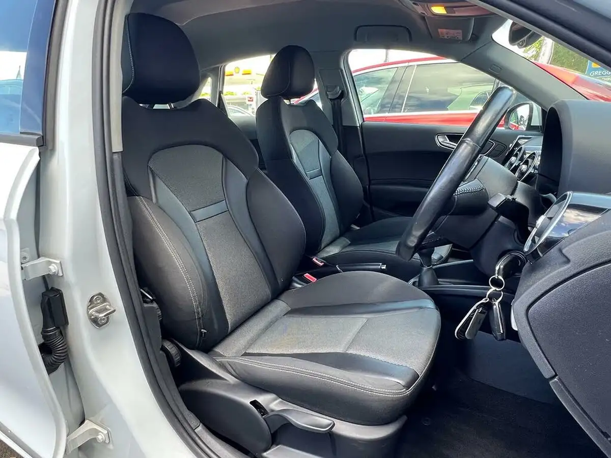 2017-audi-a1-16tdi-sportback-5d-big-8
