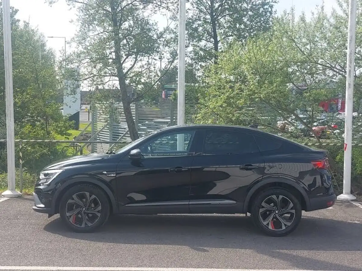 2022-renault-arkana-13-tce-rs-line-big-3