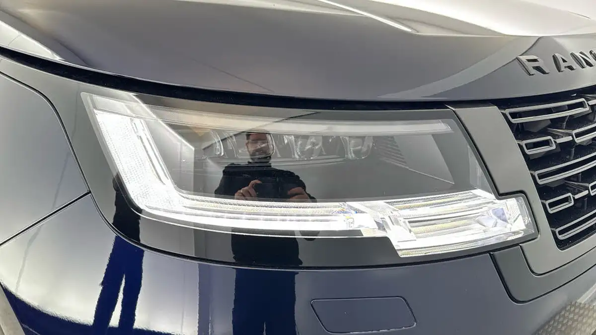 2022-land-rover-range-rover-30-p440e-se-big-25