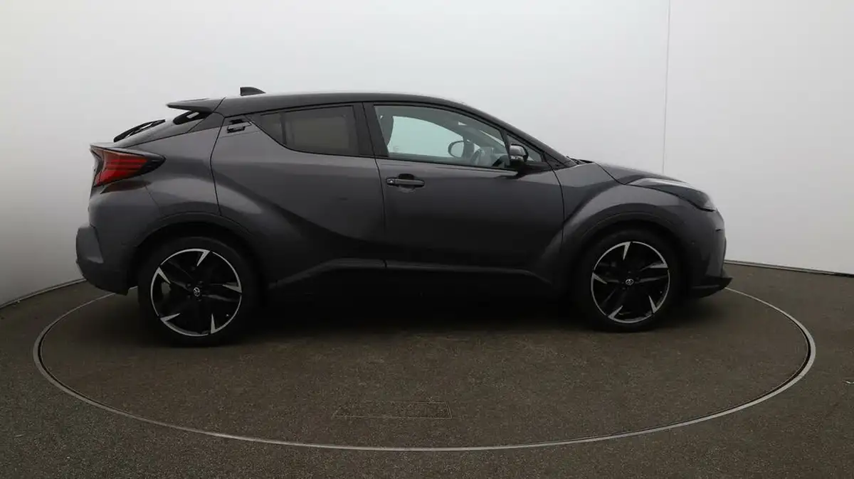 2022-toyota-c-hr-18-vvt-i-gr-sport-big-49