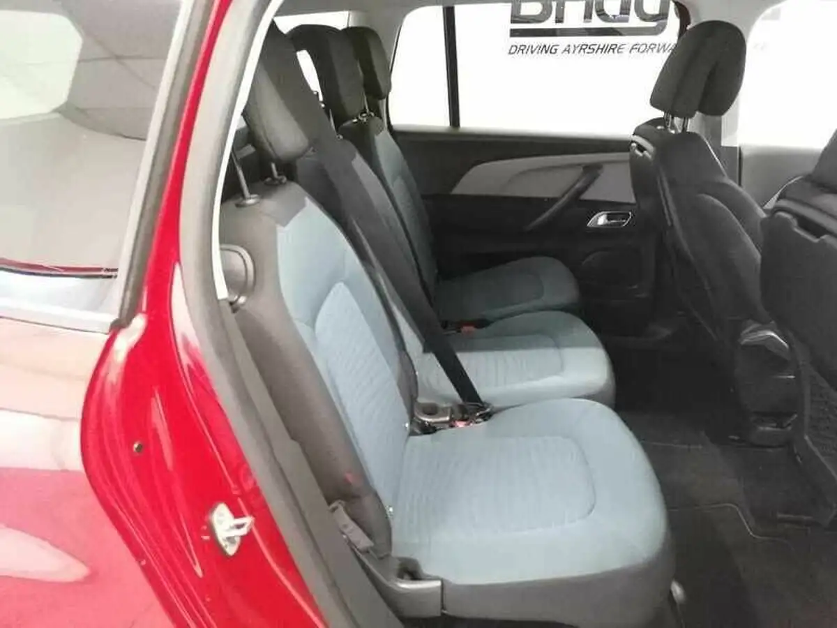 2019-citroen-grand-c4-spacetourer-12-puretech-feel-eat8-big-12