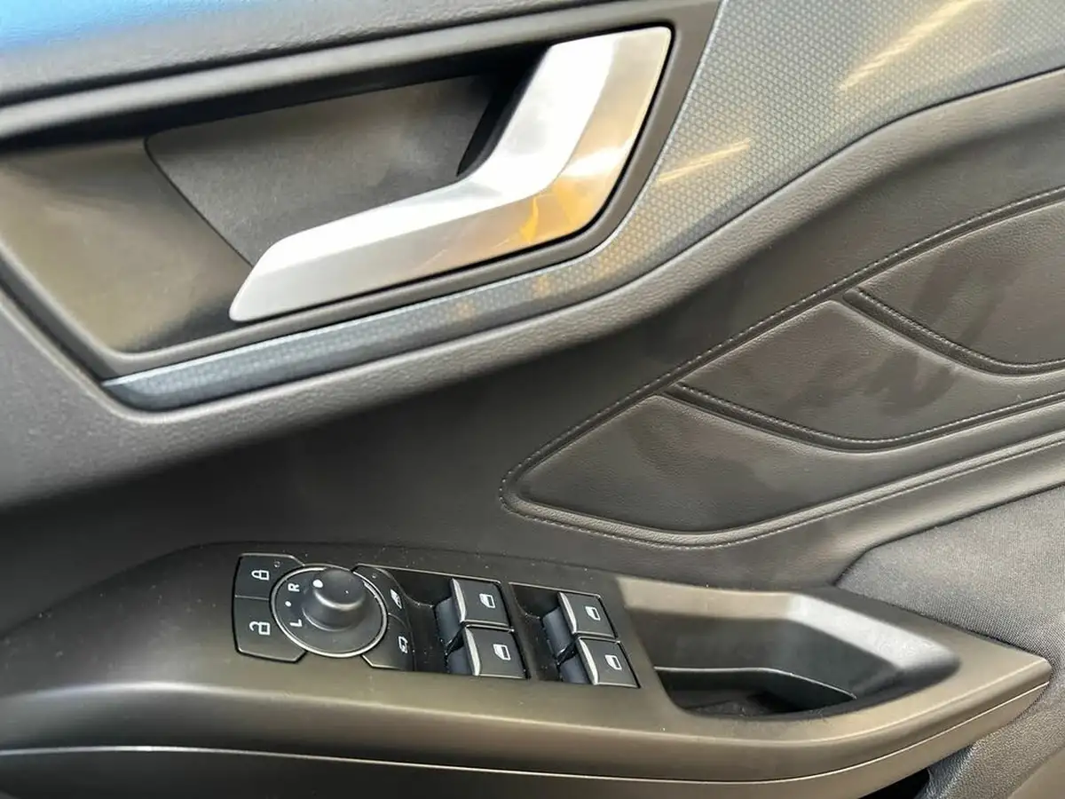2024-ford-focus-10t-active-155ps-hatchback-powershift-big-24