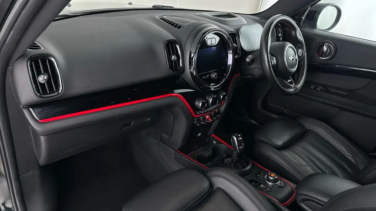 2021-mini-countryman-20-john-cooper-works-big-13