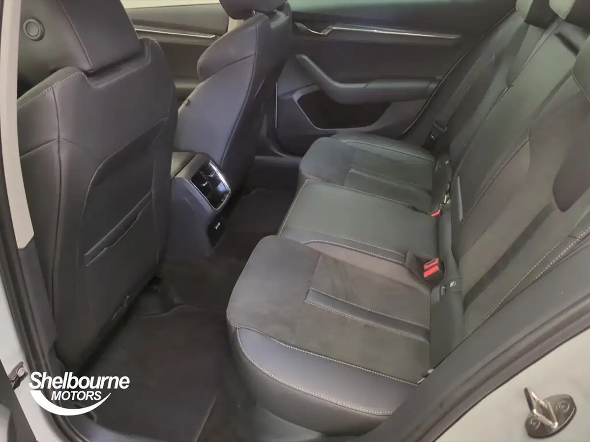 2024-skoda-octavia-15-tsi-e-tec-se-l-hatchback-big-7