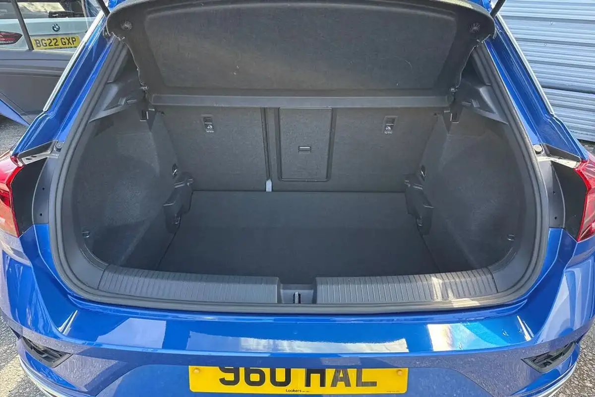 2019-volkswagen-t-roc-15-tsi-r-line-dsg-big-6