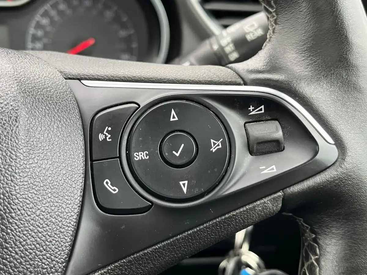 2020-vauxhall-grandland-x-15td-elite-nav-ecotec-blueinjection-big-27