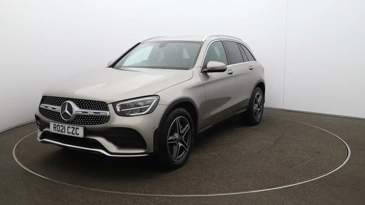 2021-mercedes-benz-glc-class-20d-glc220d-amg-line-station-wagon-5d-1950cc-4matic-plus-big-36