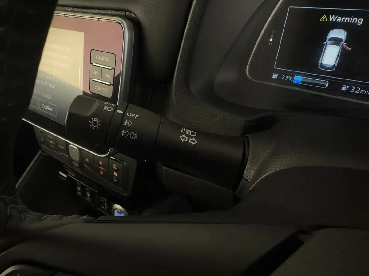 2023-nissan-leaf-e-n-connecta-39kwh-big-24