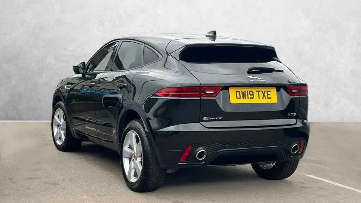 2019-jaguar-e-pace-20-i4d-r-dynamic-se-180ps-awd-auto-big-1