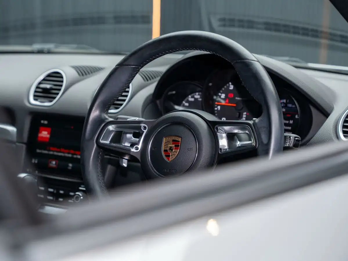 2019-porsche-cayman-718-20-cayman-pdk-big-33
